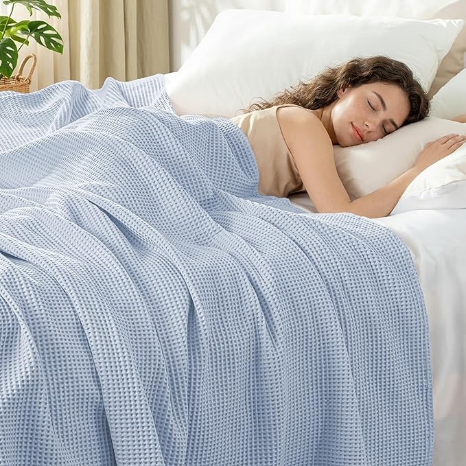 Exclusivo Mezcla 100% Cotton Waffle Blanket Queen Size for Bed, Lightweight and Breathable Gauze Muslin Blanket for Summer, Moisture-Wicking, Home Decor, 90"x90", Ice Blue