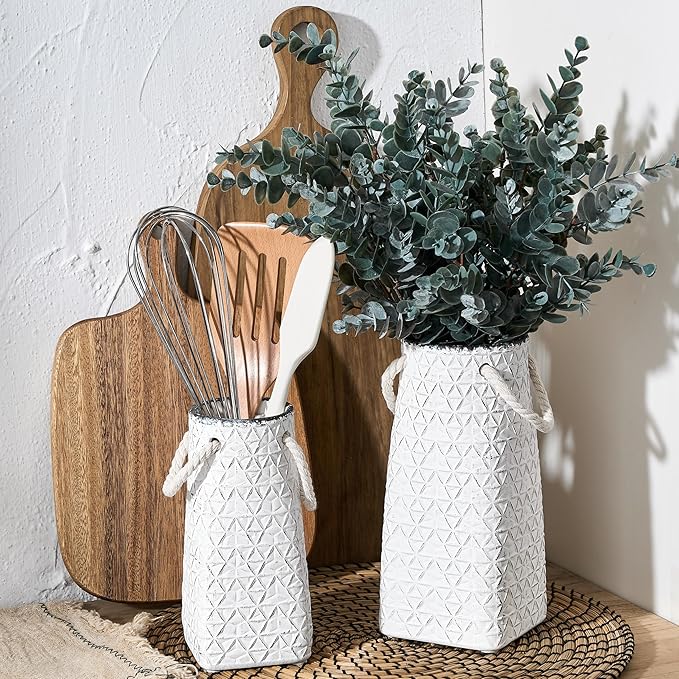 Vaseking Elegant White Petite Vase, 8.66 inch Ceramic Modern Minimalism Geometric Texture Purse Vase with Hanging Rope, Creative Tote Bag Vases for Home Decor, Living Room, Wedding, Bookshelf Decor