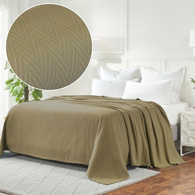Superior Metro 100% Cotton Blanket, Perfect for Bedroom, Living Room, Couch, Picnics, Travel, Beach, or Camping, Comfy Blanket, Bedroom Decor, Essentials, Zig-Zag Cover for Bed, King, Sage