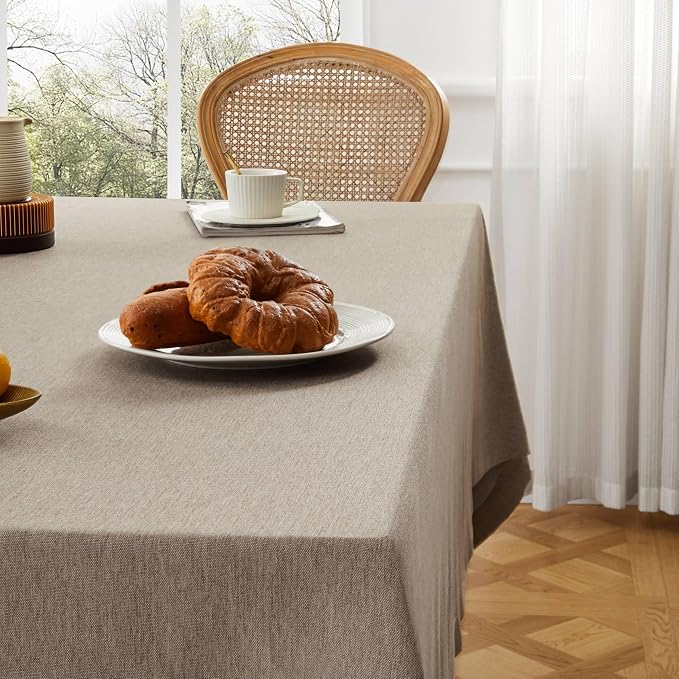 ZeeMart Basic Linen Textured Table Cloth, 60 x 104 Inch Cocoa Brown, Farmhouse Style Brown Rectangle Tablecloth, Wrinkle Resistant Washable Heavy Weight TableCloths