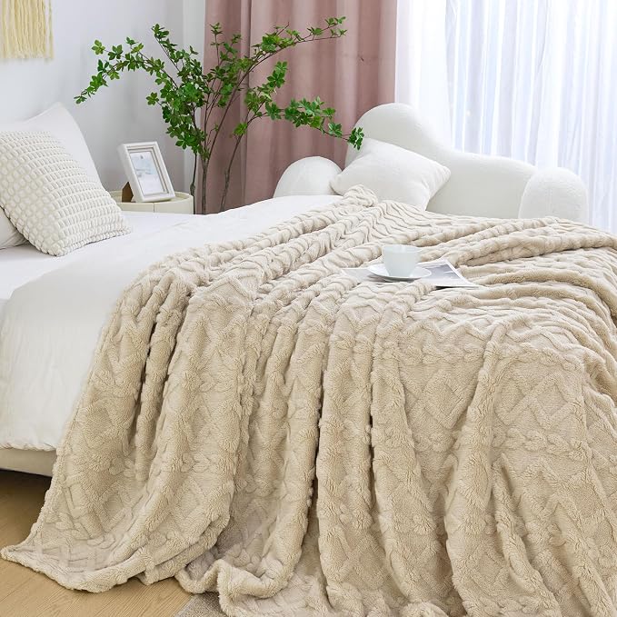 Aganear Khaki Twin Blanket - Lightweight Blanket Super Soft, Fluffy, Warm, Decorative Present for All Seasons, 3D Stylish Design, Portable Throw Blankets for Couch, Sofa, Bed, Car(60"×80", Khaki)