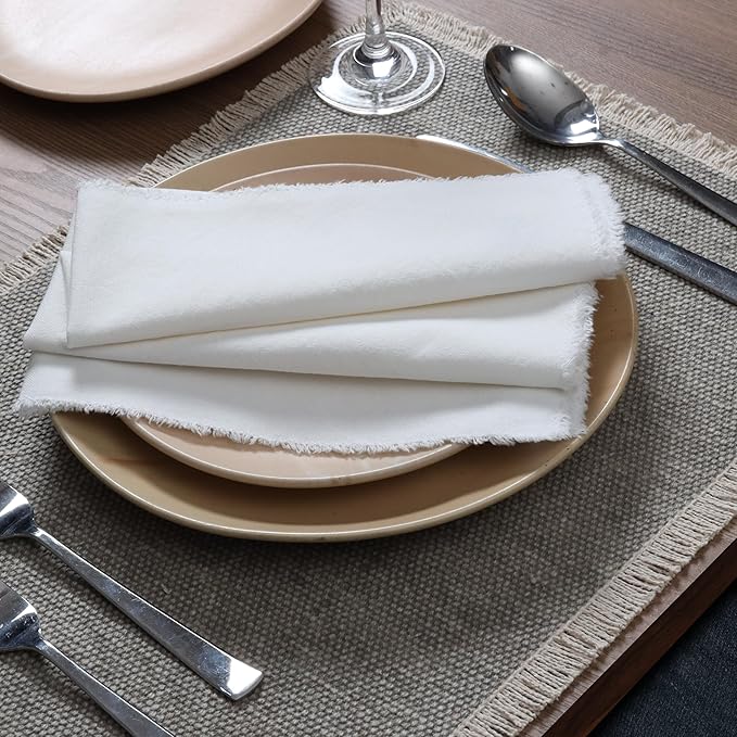 Ramanta Home Cloth Napkins Set of 4 White 18x18 Inch - Spring Soft & Durable Frayed Dinner Napkin for Easter Wedding, Birthday Party | Heavy Weight Fabric Table Linen for Everyday Use Family Dinners
