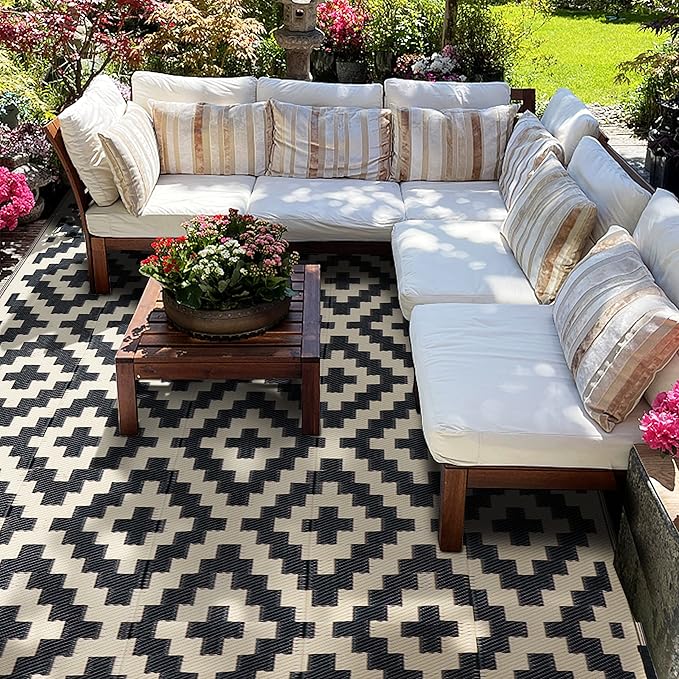 SAND MINE Reversible Mats, Plastic Straw Rug, Modern Area Rug, Large Floor Mat and Rug for Outdoors, RV, Patio, Backyard, Deck, Picnic, Beach, Trailer, Camping, Black & Beige, 6' x 9'