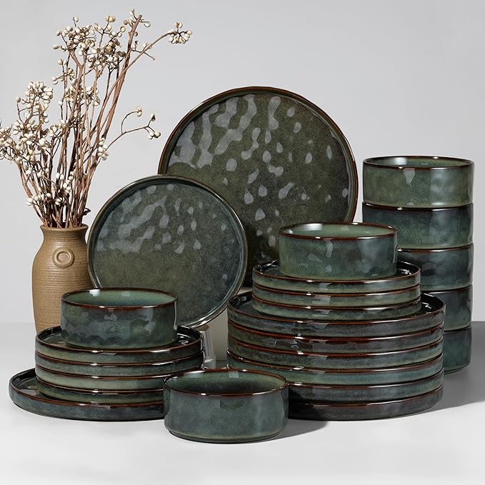HaWare Dinnerware Sets, 24-Piece Plates and Bowls Set, Stoneware Dish Set for 8, Ceramic Dinnerware for Home Restaurant, Chip and Scratch Resistant, Microwave and Dishwasher Safe, Reactive Moss Green