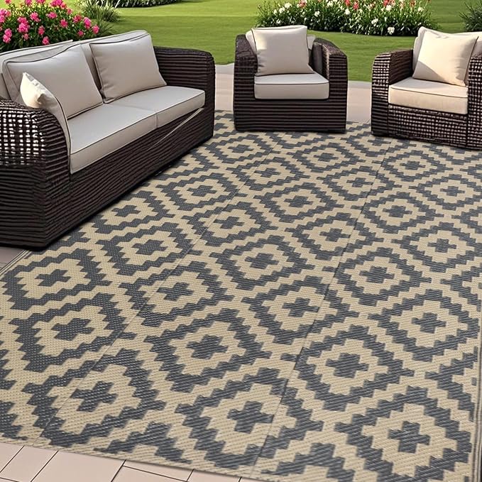 SAND MINE Reversible Mats, Plastic Straw Rug, Modern Area Rug, Large Floor Mat and Rug for Outdoors, RV, Patio, Backyard, Deck, Picnic, Beach, Trailer, Camping (4' x 6', Grey Tan Lattice)