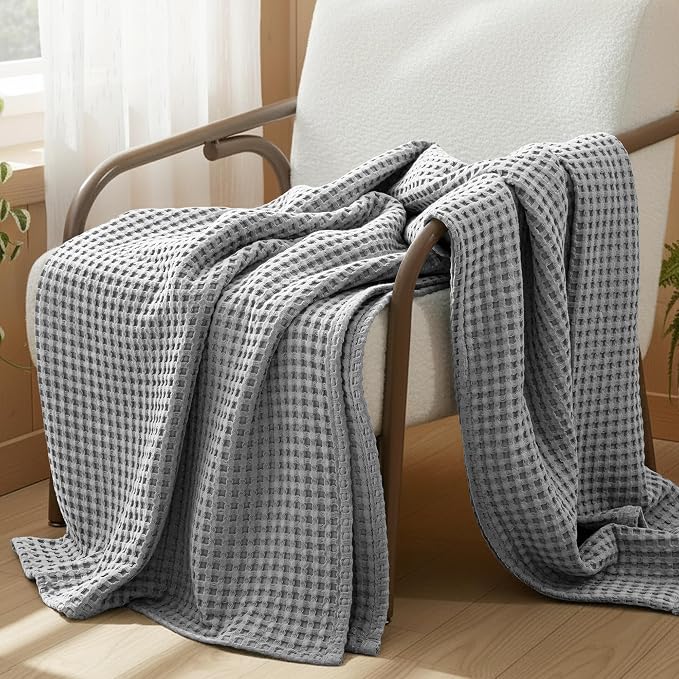 Exclusivo Mezcla Pre-Washed 100% Cotton Waffle Blanket Queen Size for Bed, 330GSM Lightweight Breathable Summer Blankets, Soft and Cozy, Home Decor, Light Grey, 90x90 Inches