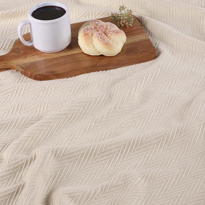 Superior Metro 100% Cotton Blanket, Perfect for Bedroom, Living Room, Couch, Picnics, Travel, Beach, or Camping, Comfy Blanket, Bedroom Decor, Essentials, Zig-Zag Cover for Bed, King, Ivory