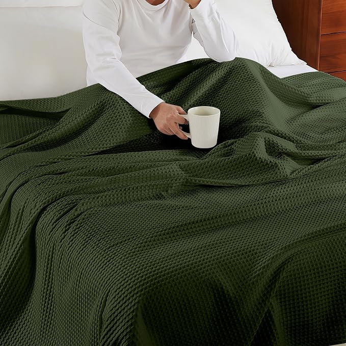 100% Egyptian Cotton Waffle Weave Throw Blanket for Bed Couch Sofa Home Decor, Soft Lightweight Bed & Couch Blanket for All Seasons (Olive Green - King Size - 104 * 90")