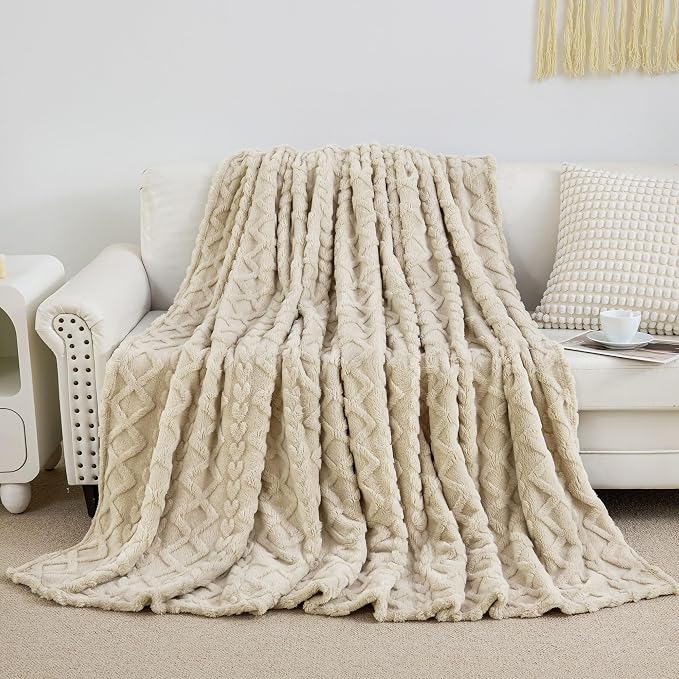 Aganear Khaki Twin Blanket - Lightweight Blanket Super Soft, Fluffy, Warm, Decorative Present for All Seasons, 3D Stylish Design, Portable Throw Blankets for Couch, Sofa, Bed, Car(60"×80", Khaki)