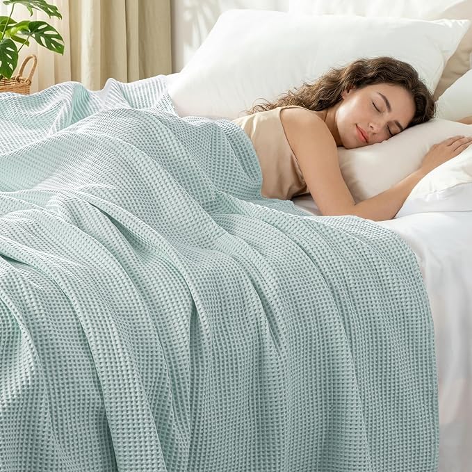 Exclusivo Mezcla 100% Cotton Waffle King Size Blanket for Bed, Lightweight and Breathable Gauze Muslin Blanket for Summer, Moisture-Wicking, Home Decor, 104"x90", Celadon