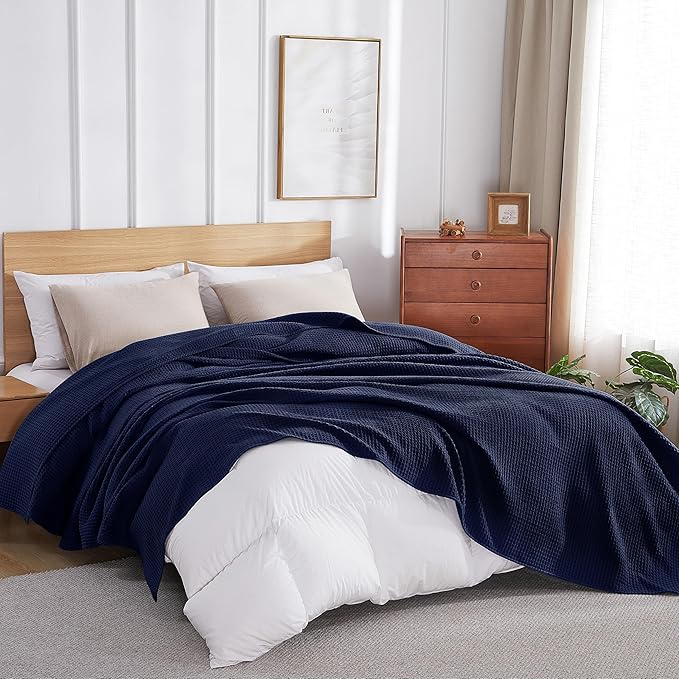 100% Egyptian Cotton Waffle Weave Blanket King Size for Bed, 320 GSM - Breathable and Soft for Spring Summer, Lightweight All Season Bed Blanket for Couch, Sofa (104x90 Inches, Navy)
